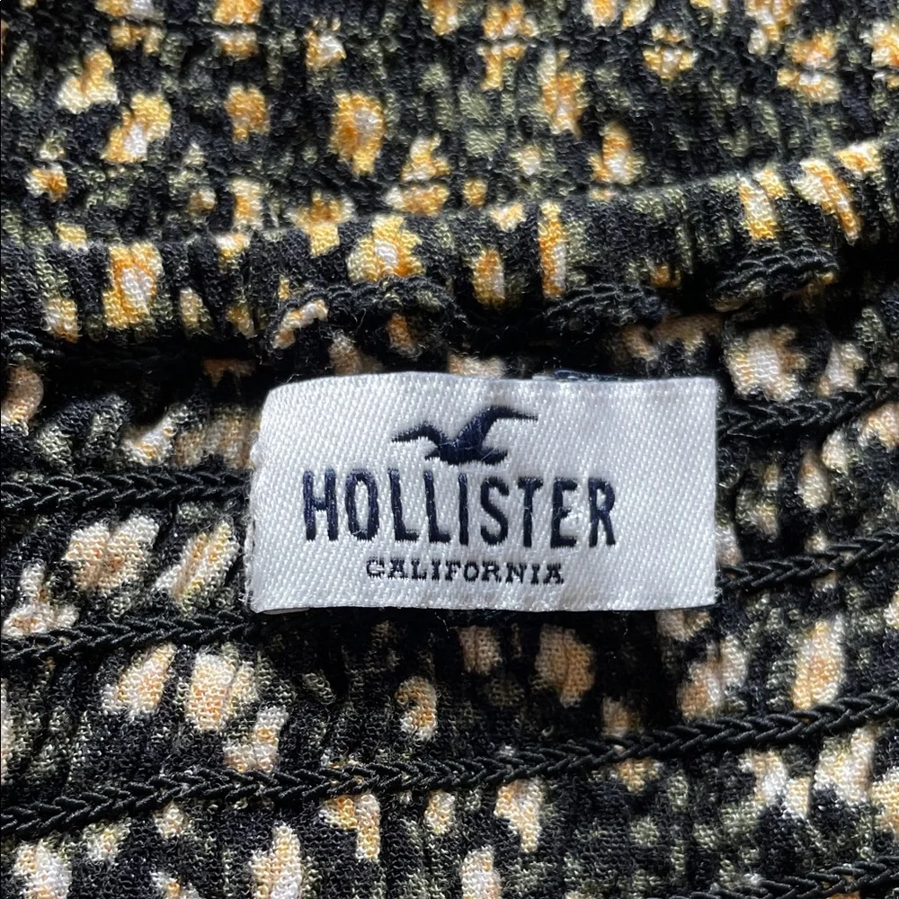 HOLLISTER Green & Yellow Ditsy Print Floral Smocked Boho Square Neck Top Large - Picture 6 of 10